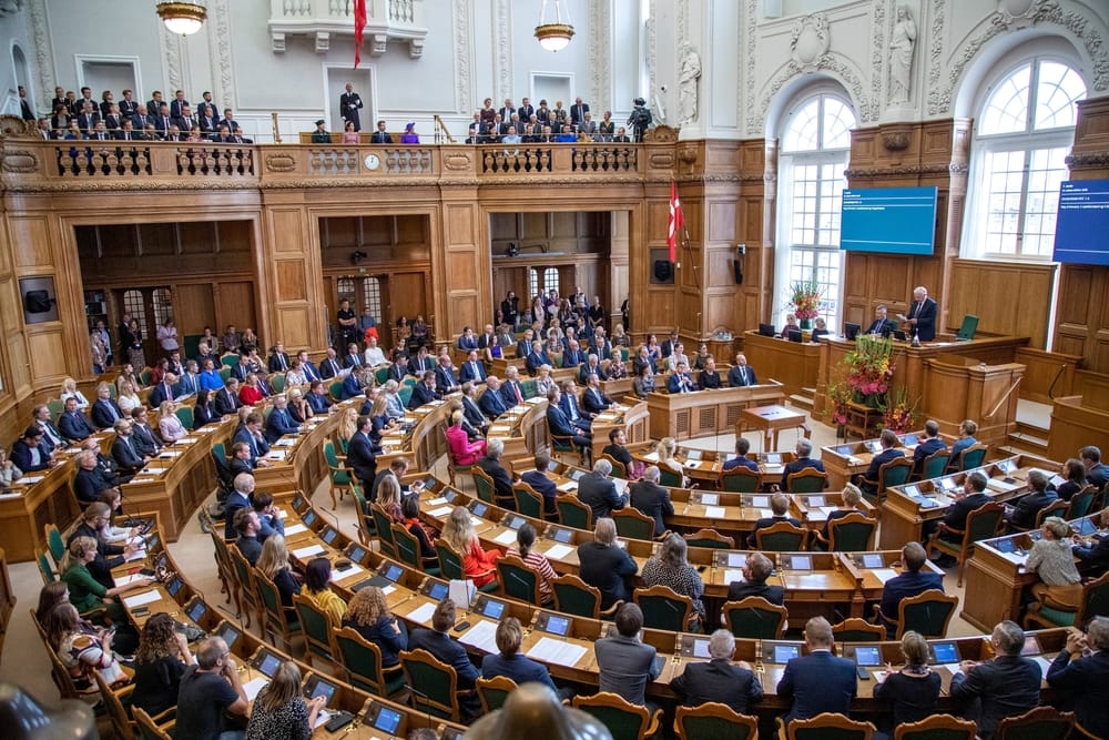 Denmark proposes new law impacting affiliate marketing revenue.
